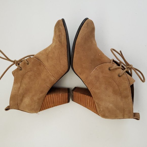 LUCKY BRAND Tan Suede Unitas Heel Ankle Booties Sz 7.5 - Picture 6 of 15